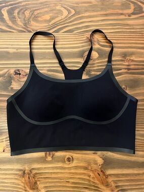 VS Sports Bra